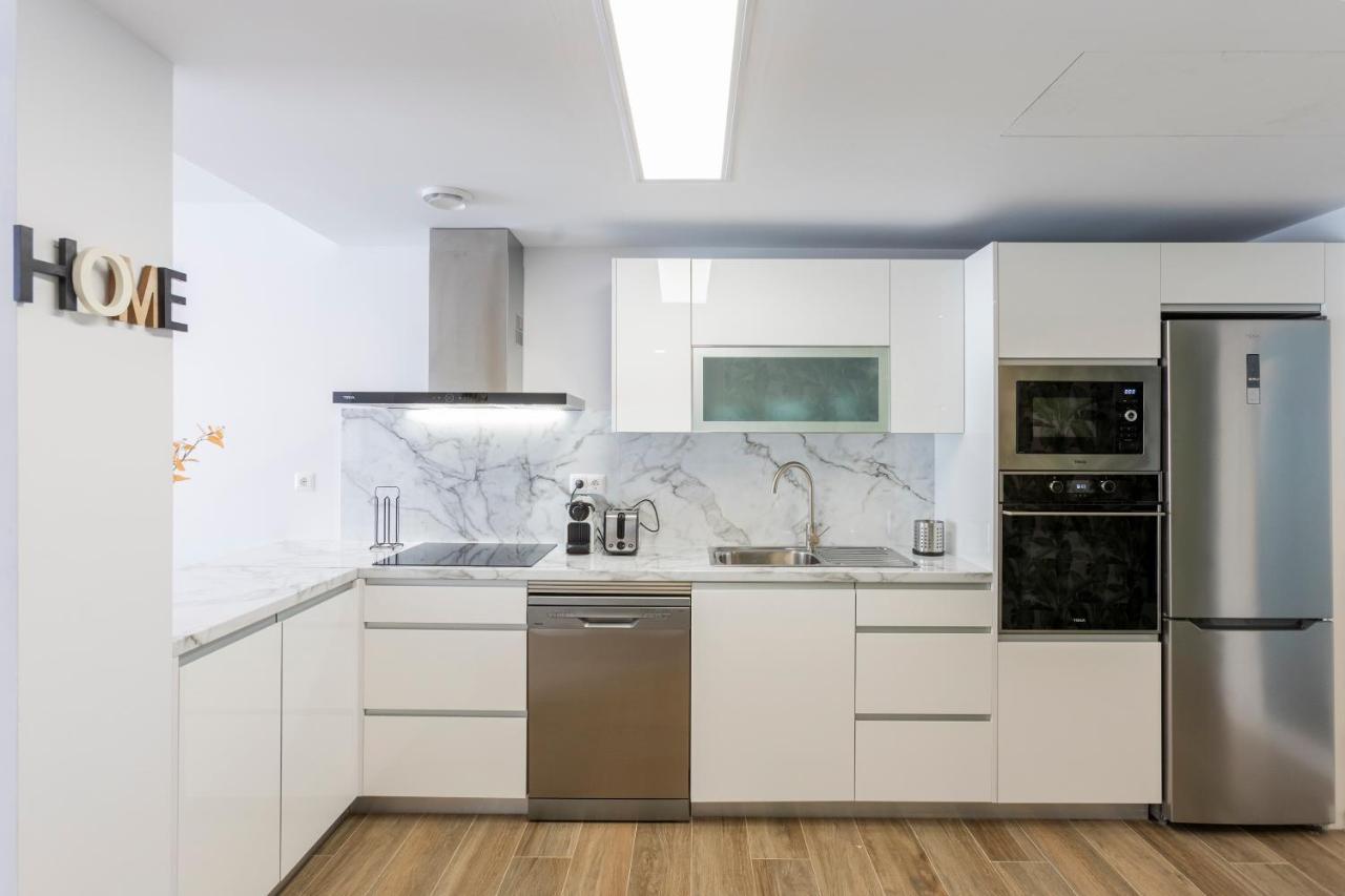 Fabuloso Nuevo Con Parking Y Piscina Apartamento Málaga
